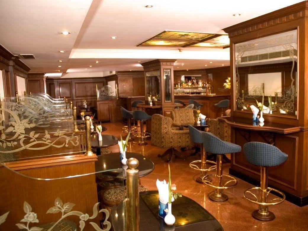 The South Park Hotel Тривандрум Экстерьер фото