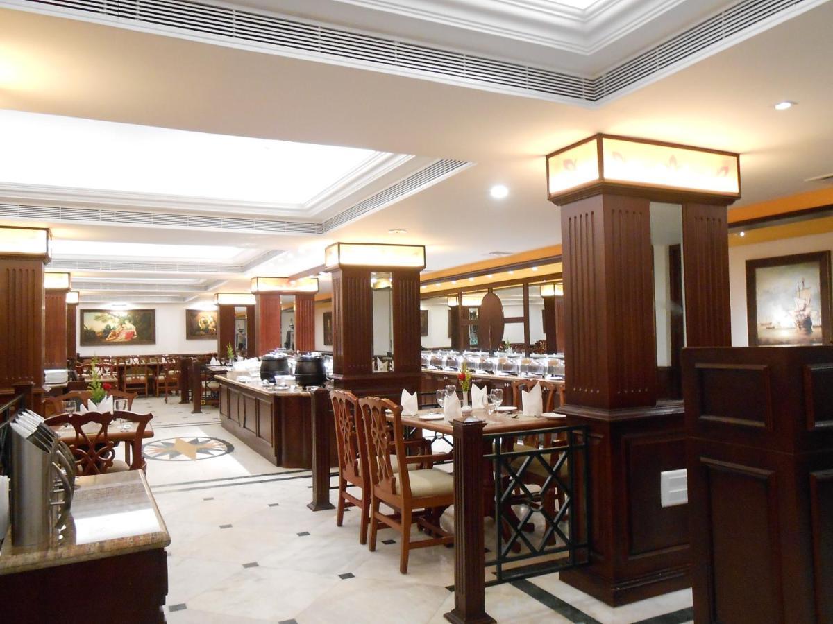 The South Park Hotel Тривандрум Экстерьер фото